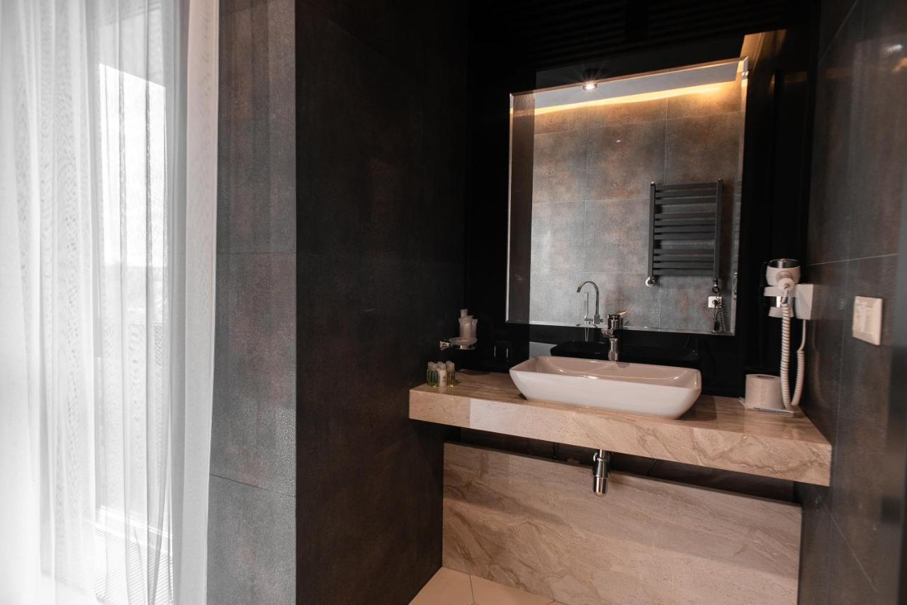 Mojo Boutique Hotel Lutsʼk Eksteriør billede