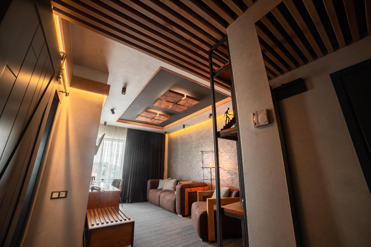Mojo Boutique Hotel Lutsʼk Eksteriør billede